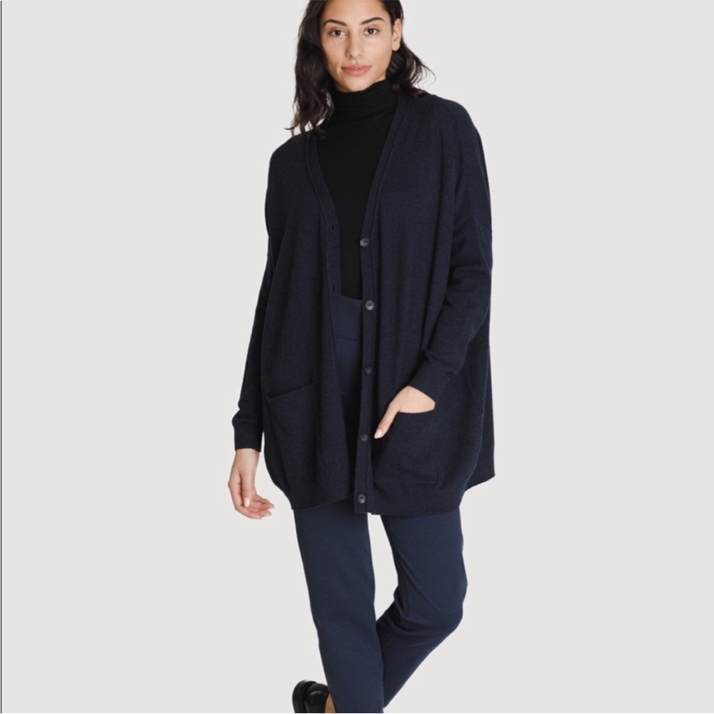 ◾️Kit and Ace Cashmere Classic Black Cardigan